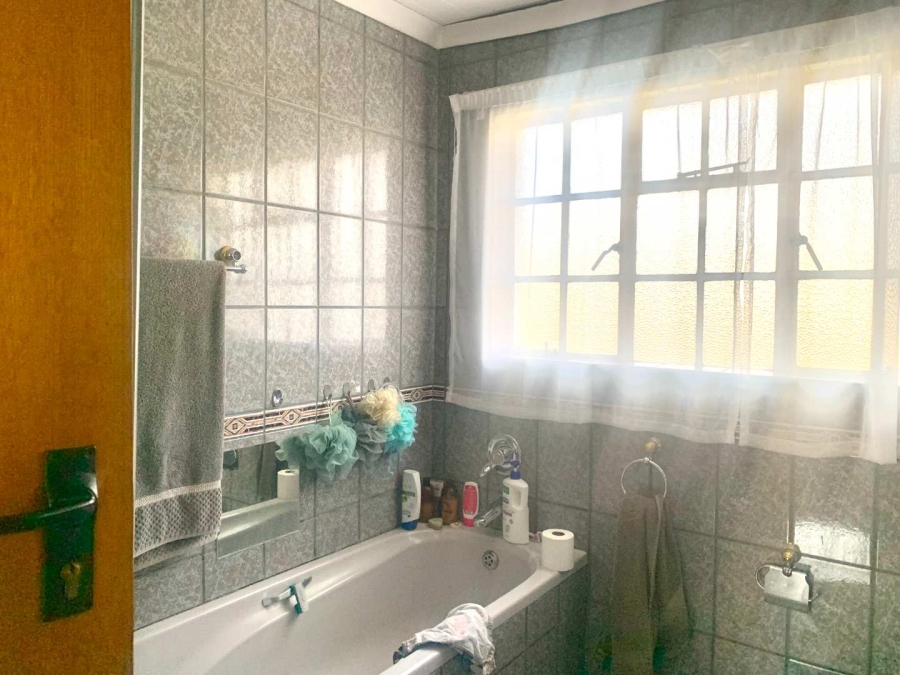 3 Bedroom Property for Sale in Bloemdal Free State